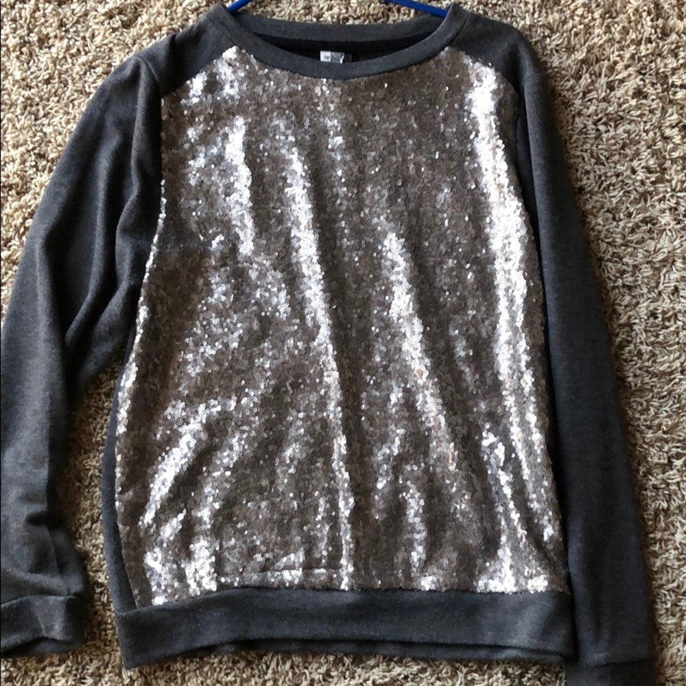 Sequence gray sweatshirt